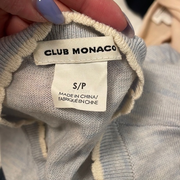 Club Monaco Thin Marino Wool Sweater - Picture 2 of 3
